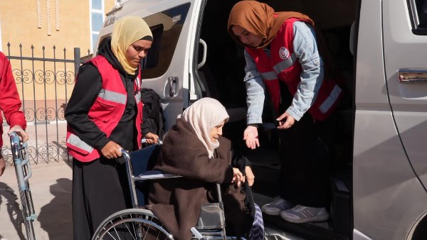 الهلال الأحمر