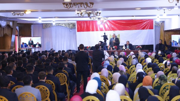 نقيب المحامين