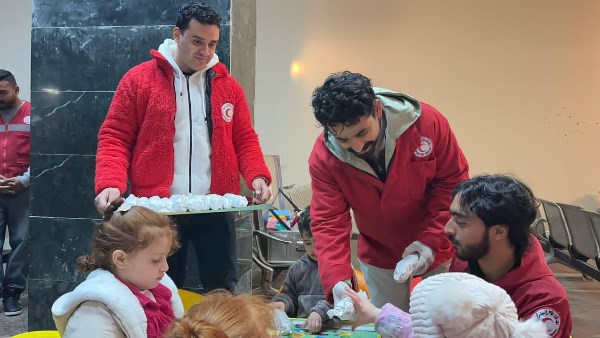 الهلال الأحمر 