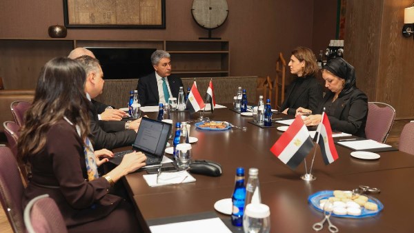 وزير السياحة والآثار