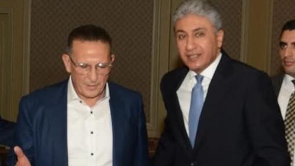 وزير السياحة والآثار 