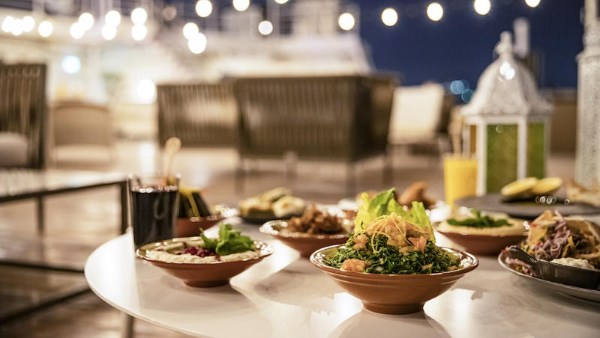 فطار وسحور في رمضان 