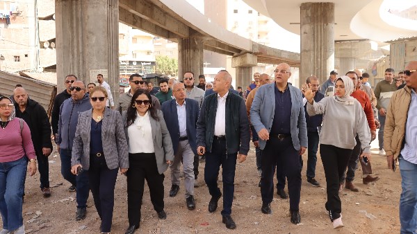 محافظا القاهرة والقليوبية يشتركان فى حملة موسعة لرفع الإشغالات بمنطقة المرج