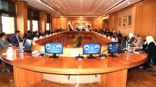 الأعلى لشئون التعليم والطلاب