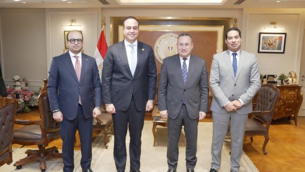 وزير التعليم العالي 