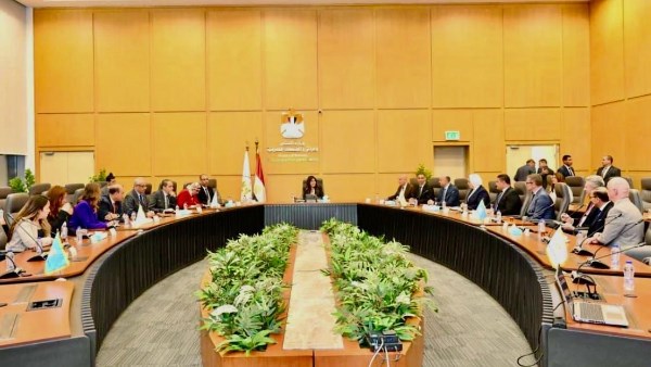 جانب من الاجتماع 