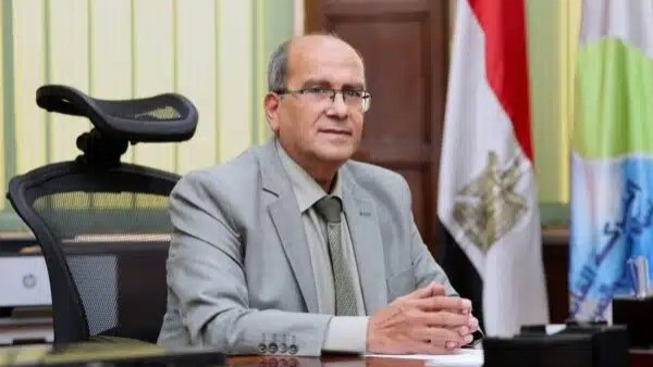 أحمد جابر شحاتة،  رئيس مجلس إدارة الشركة القابضة لمياه الشرب والصرف الصحي