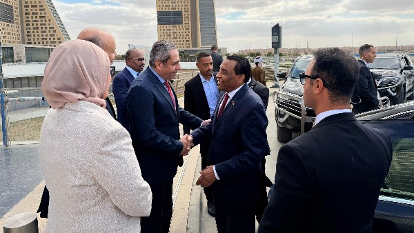 جانب من الحدث 