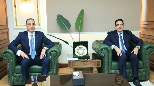 محافظ الجيزة يستقبل رئيس جامعة القاهرة لتقديم التهنئة وبحث سبل التعاون المشترك