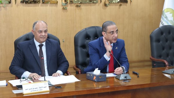 الدكتور أحمد الأنصاري محافظ الجيزة 