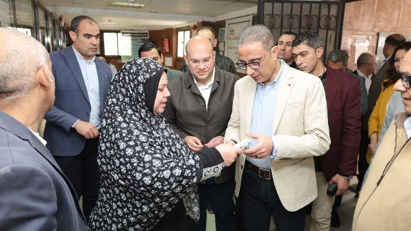 الدكتور أحمد الأنصاري محافظ الجيزة 