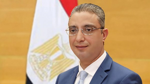 الدكتور أحمد الأنصاري محافظ الجيزة 