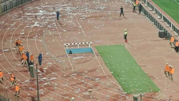 تطورات مثيرة فى أزمة مباراة الأهلي والجيش الملكي .. وادارة النادي تجهز ملفا كاملا من 8 فيديوهات .. اعرف الحكاية كاملة