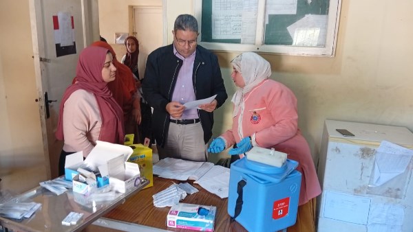 لتغيبهم عن العمل.. إحالة مدير صيدلية وعاملين بالصحة للتحقيق في المنوفية