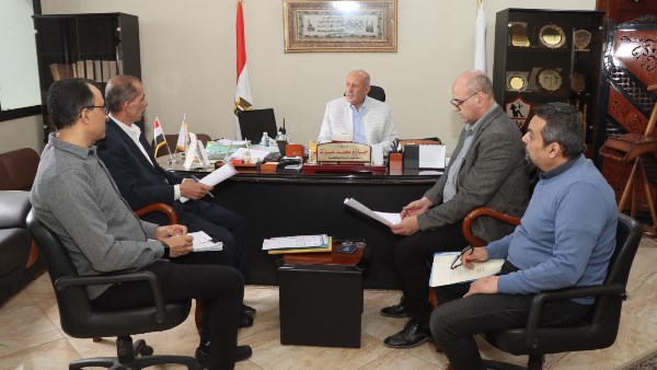 السكرتير العام  لبني سويف يجتمع ومجلس إدارة مركز تدريب علوم الحاسب الآلي وتكنولوجيا المعلومات