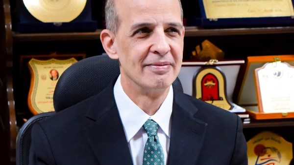 رئيس جامعة بني سويف