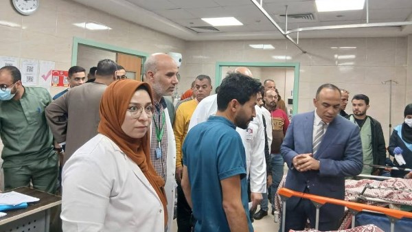 نائب محافظ المنيا يطمئن على حالة المصابين 