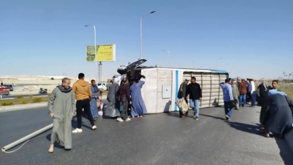 نقل المصابين للمستشفى 