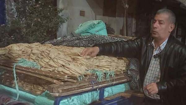 ضبط خبز مدعم قبل بيعه بالسوق السوداء بالمنيا 