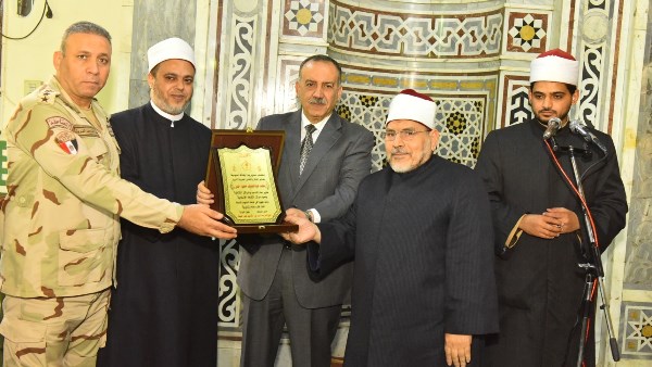 محافظ أسيوط يشهد احتفال الأوقاف بليلة النصف من شعبان بمسجد ناصر