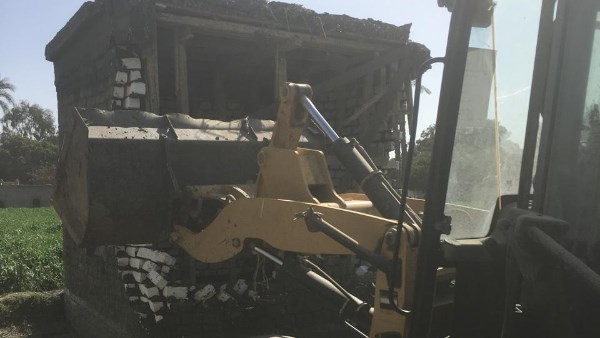 إزالة التعديات بأسيوط 