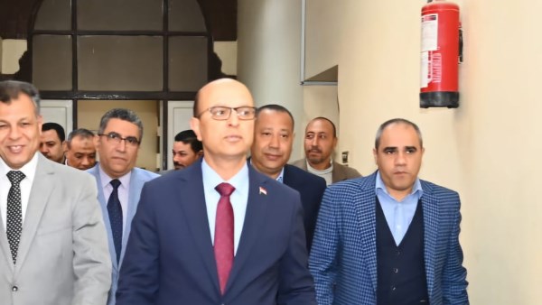 رئيس جامعة أسيوط 