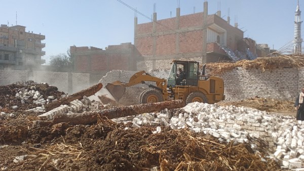 أسيوط.. 15 حالة إزالة في 3 مراكز ضمن المرحلة الثانية من الموجة الـ28