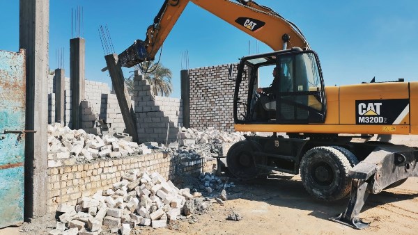 إزالة التعديات بأسيوط 