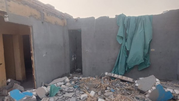 منزل السيدة بعد هدمه