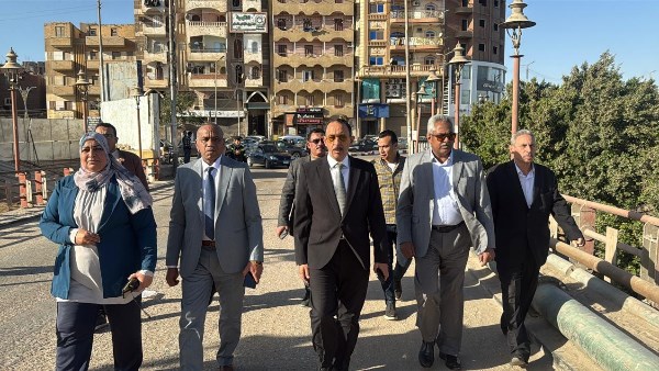 جانب من جولة محافظ سوهاج