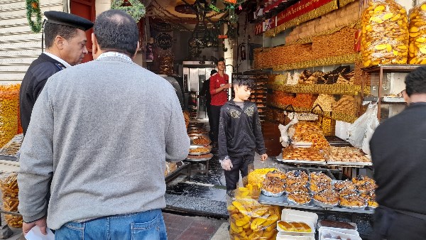 حملات تموينية بقنا