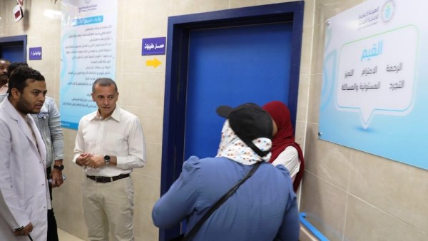 جولة محافظ أسوان