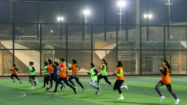 اختبار بدني لـ60 محكمة 