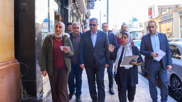 محافظ الاسكندرية يتفقد شارع النبي دانيال