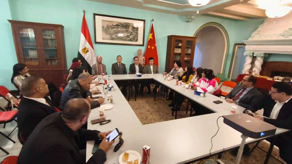 مؤتمر صحفي بالقنصلية الصينية