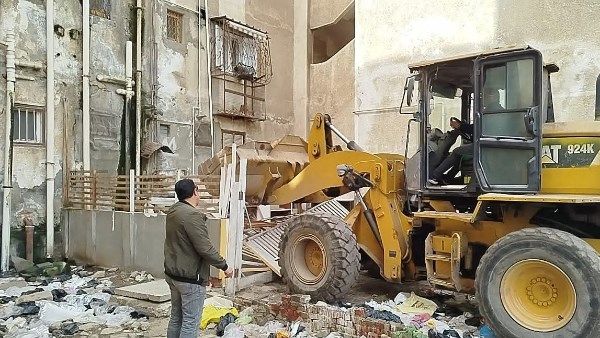 رئيس زهور بورسعيد: إزالة فورية ومصادرة للمخالفات ولا تهاون مع المخالفين