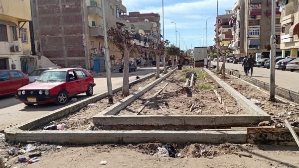 استمرار أعمال تطوير ورفع كفاءة شارع 15 سبتمبر بمدينة بورفؤاد 