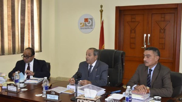 محافظ بورسعيد يترأس اجتماع مجلس إدارة المنطقة الصناعية جنوب بورسعيد