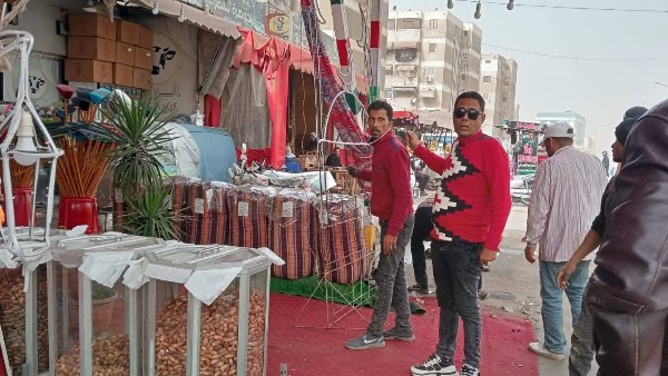 حملة مكبرة لإزالة كافة الاشغالات والتعديات والمخالفات بمناطق متفرقة بالضواحى