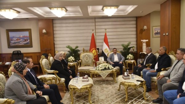 استعدادًا لاستقبال شهر رمضان المبارك…محافظ بورسعيد يلتقي رؤساء الأحياء ورئيس مدينة بورفؤاد