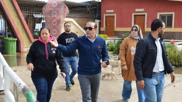 رئيس مدينة بورفؤاد : استمرار أعمال سحب تجمعات مياه البحر من حرم الشاطىء