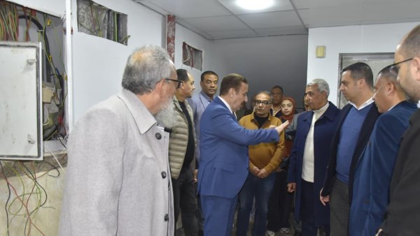 محافظ بورسعيد يتفقد مستشفى "شفاء بورسعيد للأورام " بحي الزهور ويؤكد تقديم كامل الدعم لسرعة تشغيلها