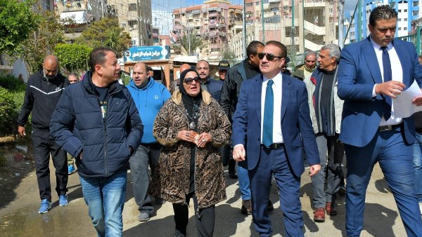 محافظ بورسعيد يوجه بسرعة الانتهاء من المشروعات الاستثمارية بالمركز 