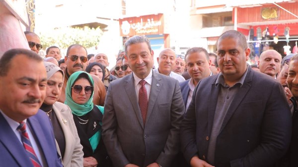 محافظ دمياط يفتتح معرض 