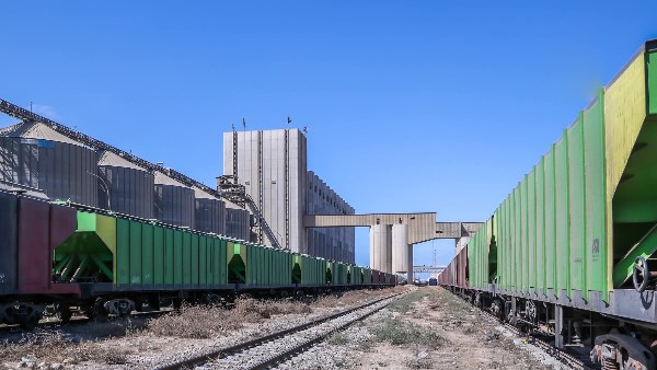 ميناء دمياط 