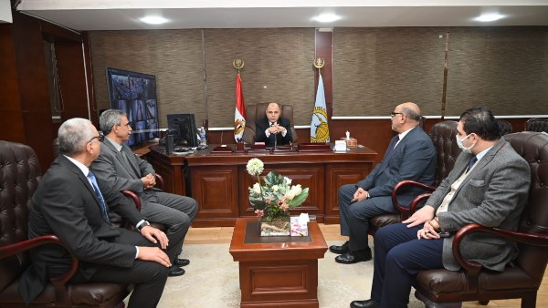 محافظ الغربية 