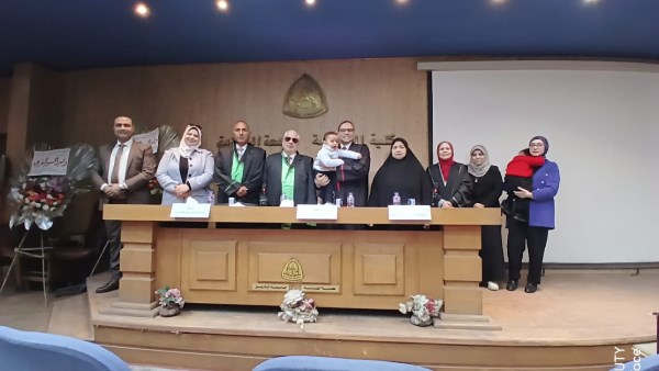 جانب من المناقشة 