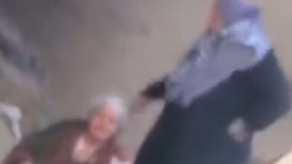 جانب من الفيديو 