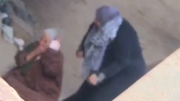 جانب من الفيديو 