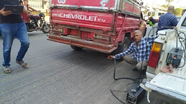 فحص عوادم السيارات